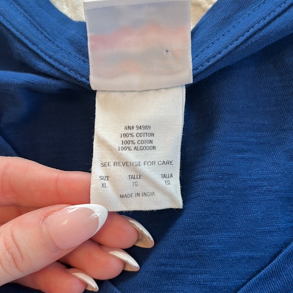 Toronto Blue Jays women’s shirt - Picture 6 of 7